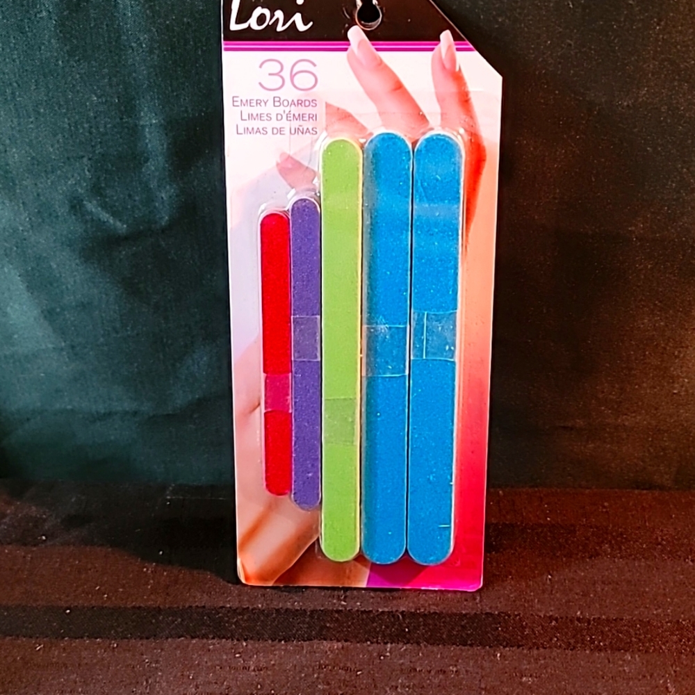 Brand NWT 36 pack of multi-colored Emery Boards all sizes never opened Brand new